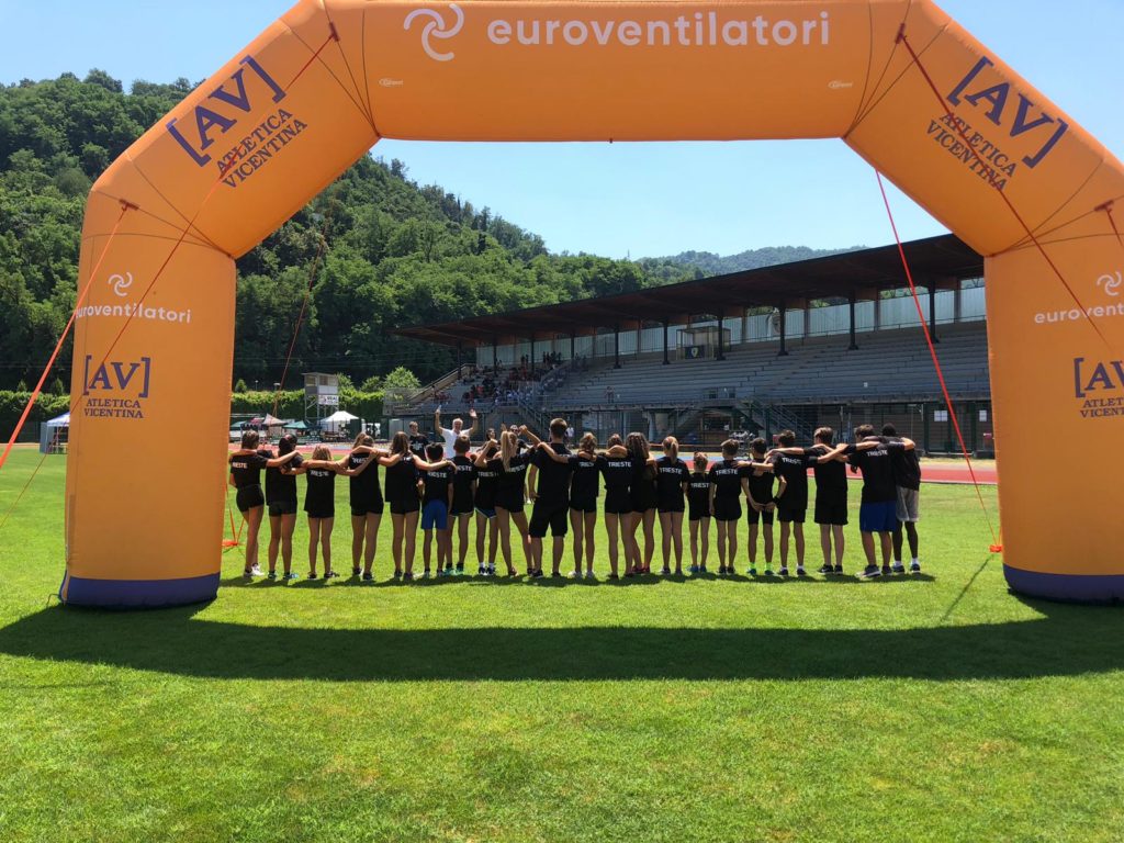 ab564995-c6a8-4654-a30e-bc378d108649